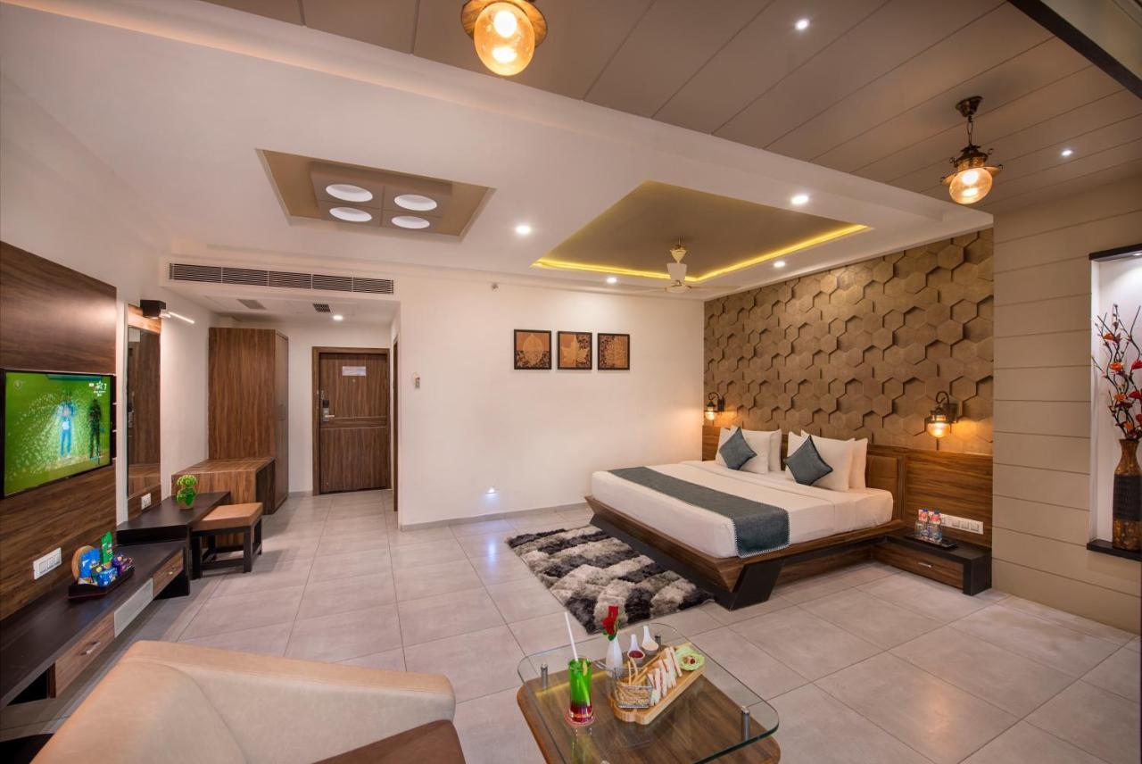 Lords Eco Inn Morbi Exterior photo